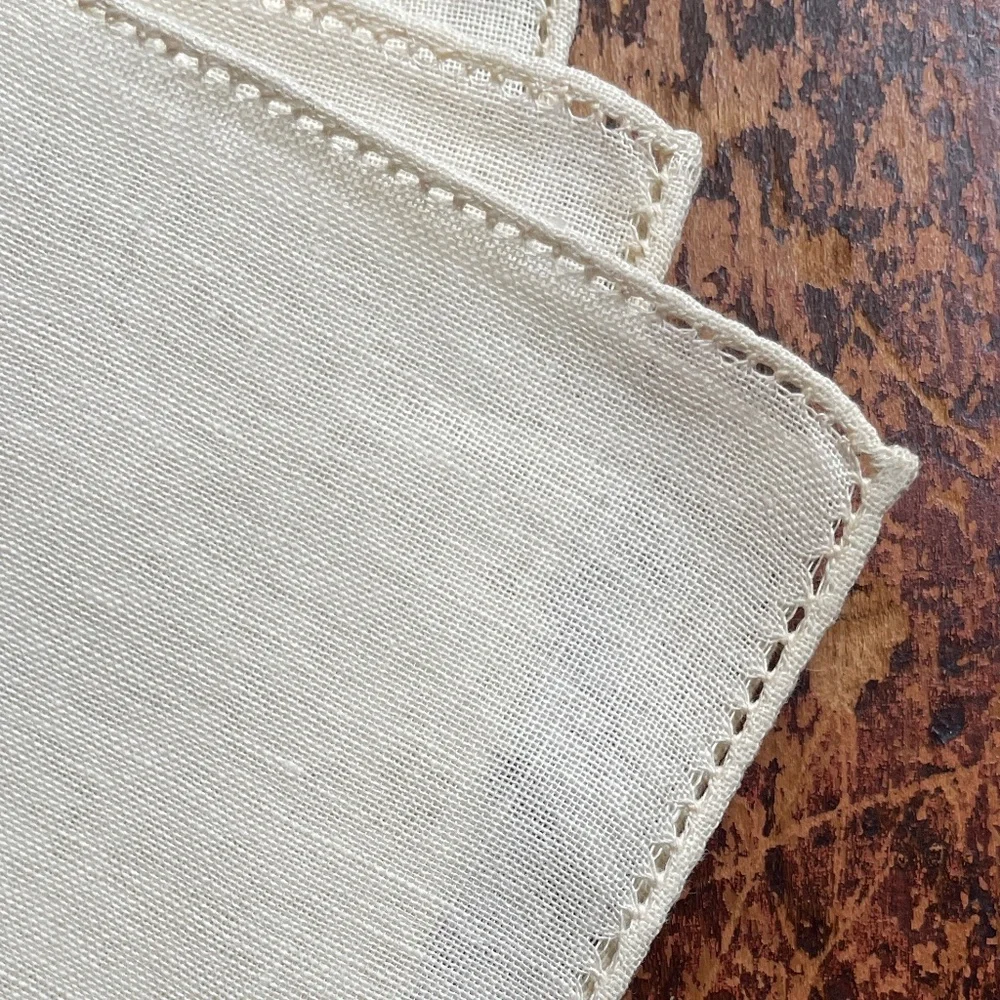 vintage linen napkins - Picture 3 of 12